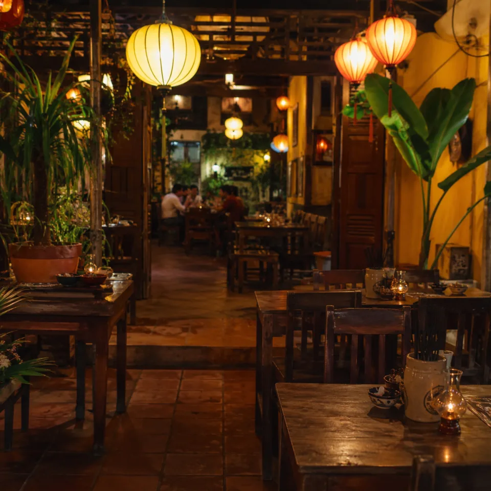 Bàn nướng đông khách tại Nguyễn Thị Huệ